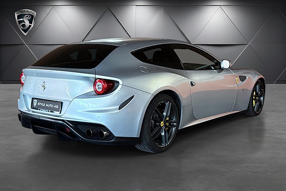 Ferrari FF 5 of 5