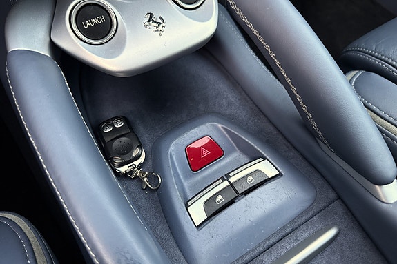 Ferrari FF 16 of 24