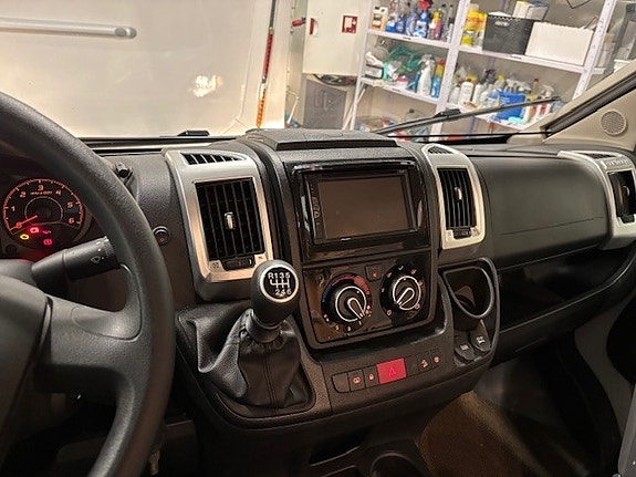 Malibu 600DB 25 of 25