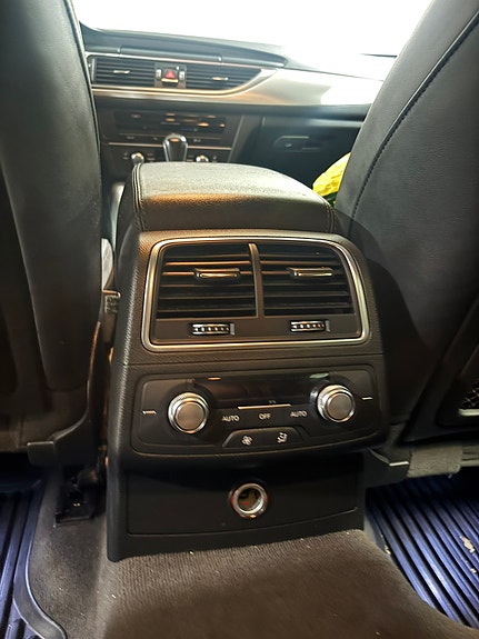 Audi A6 12 of 30