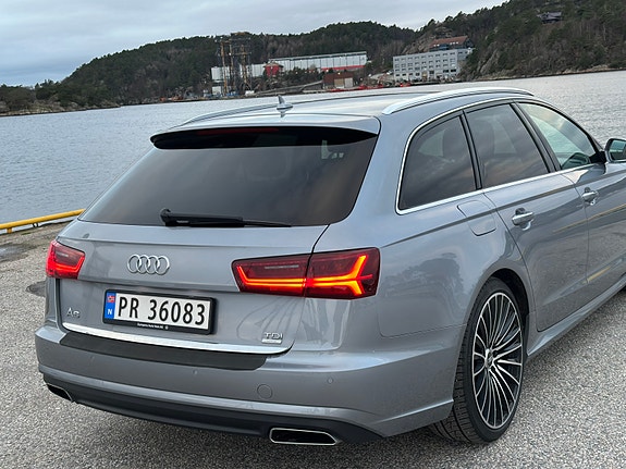 Audi A6 4 of 30