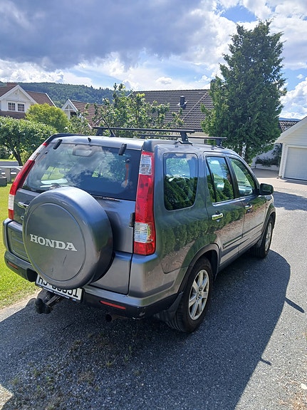 Honda CR-V 2 of 29