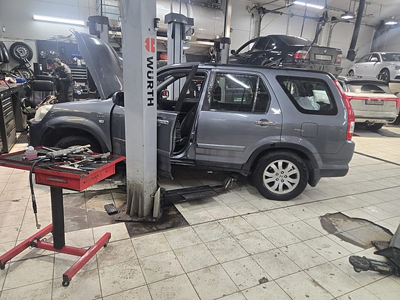 Honda CR-V 5 of 29