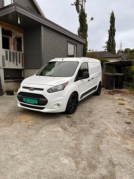 Ford Transit Connect 2 of 5