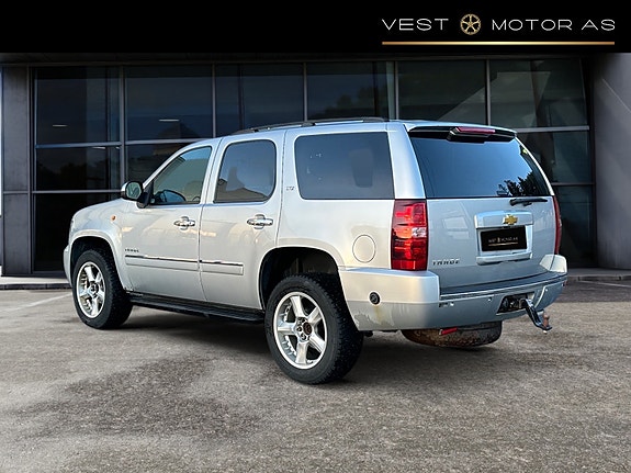 Chevrolet Tahoe 5 of 5