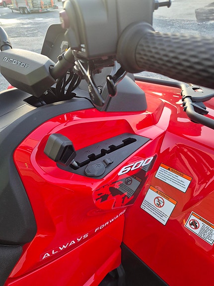 QJ Motor SFA600 Touring Pro T3B 60 km/t 7 of 8