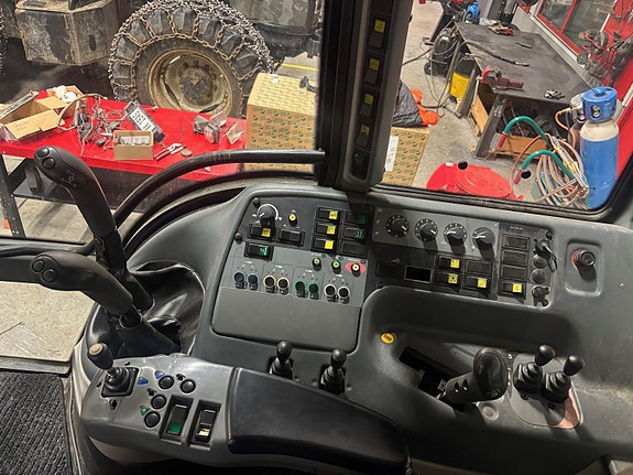 Valtra M150 VELG FARGE! 2004, kr 419 000,-