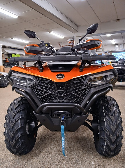 CFMOTO **KAMPANJE** Spar 2 000,- på CFMOTO CFORCE 520 Arctic Edition MED ABS!