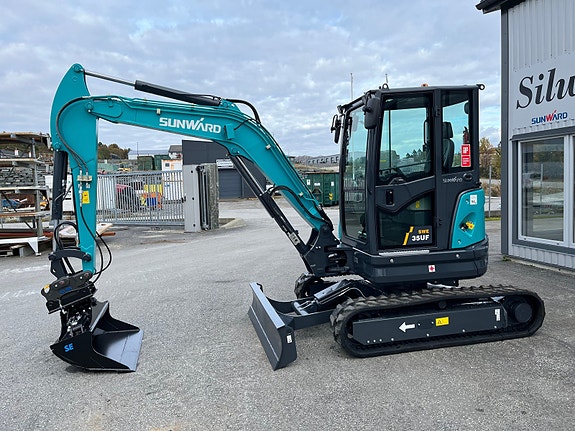 Sunward SWE35UF 4100kg 2 of 5
