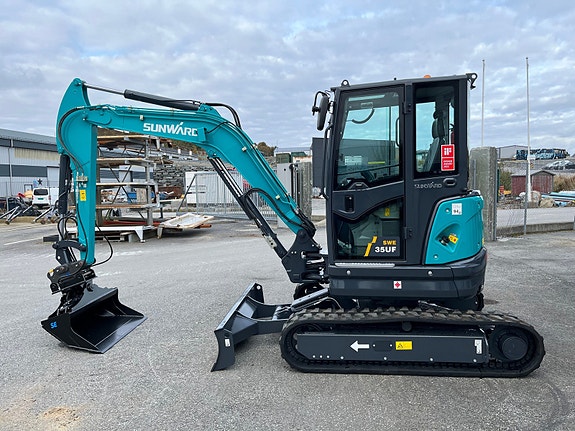 Sunward SWE35UF 4100kg 3 of 5