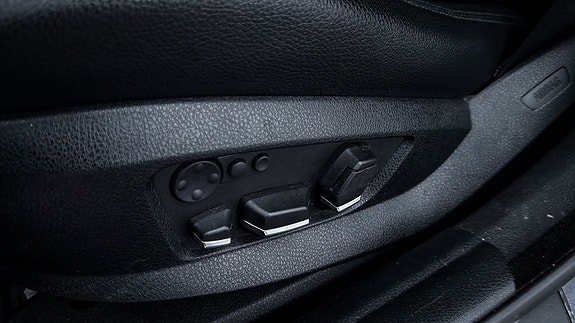 BMW M550d 30 of 30