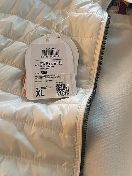 Product image 8 of 9