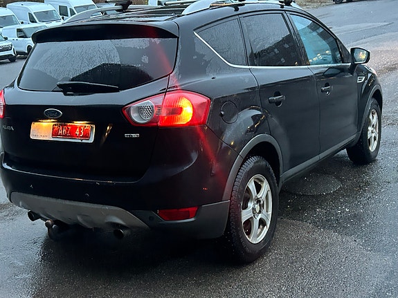 Ford Kuga 8 of 18