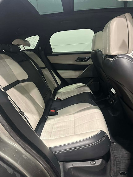 Land Rover Range Rover Velar 18 of 22