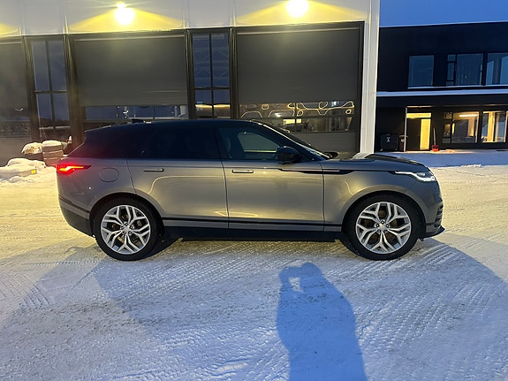 Land Rover Range Rover Velar 12 of 22