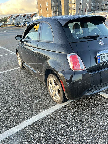 Fiat 500 3 of 5