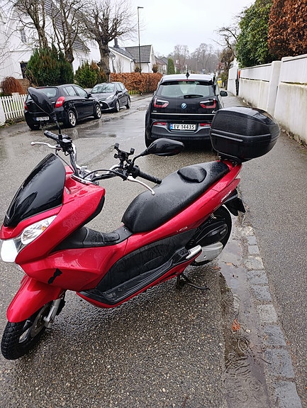 Honda Pcx 125 3 of 7