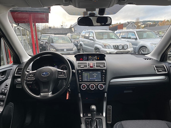 Subaru Forester 9 of 30