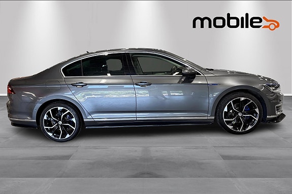 Volkswagen Passat 14 of 14
