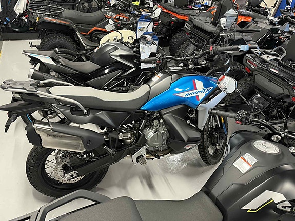 CFMOTO MT-X / QUICKSHIFT / VINDSKJERM / BUKPLATE - DEMOKUPP