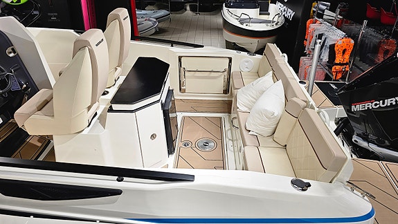 Quicksilver 805 Open / 2026 Mercury 300 V8 Verado / Velutstyrt / Innbytte-Finans 4 of 30