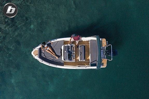 Uttern S53 Premium Edition powered by Mercury F 100 EFI - Innbytte/Finans 10 of 30