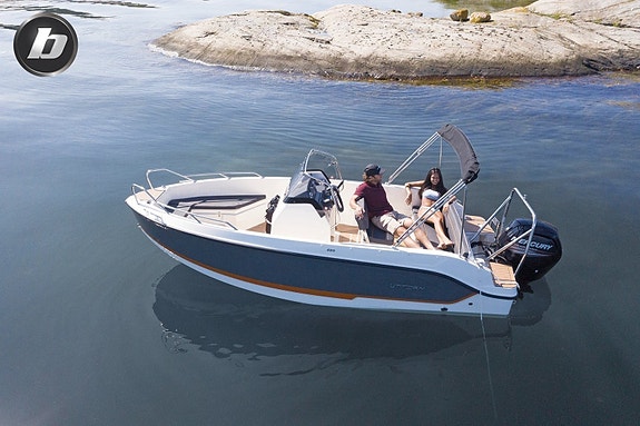 Uttern S53 Premium Edition powered by Mercury F 100 EFI - Innbytte/Finans 8 of 30