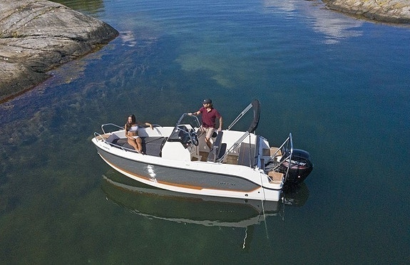 Uttern S53 Premium Edition powered by Mercury F 100 EFI - Innbytte/Finans 26 of 30