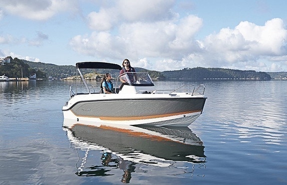 Uttern S53 Premium Edition powered by Mercury F 100 EFI - Innbytte/Finans 5 of 30