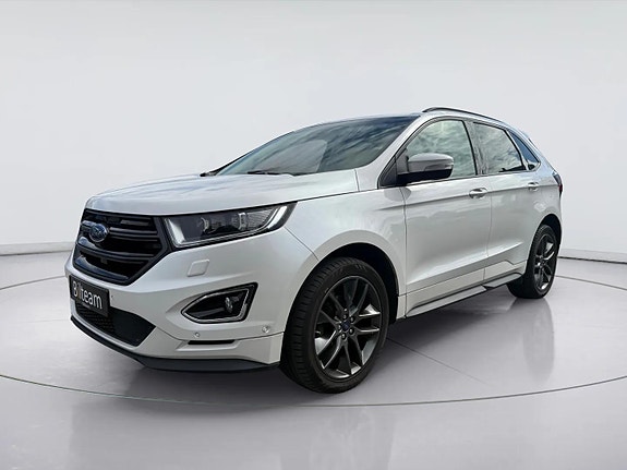 Ford Edge 2 of 5