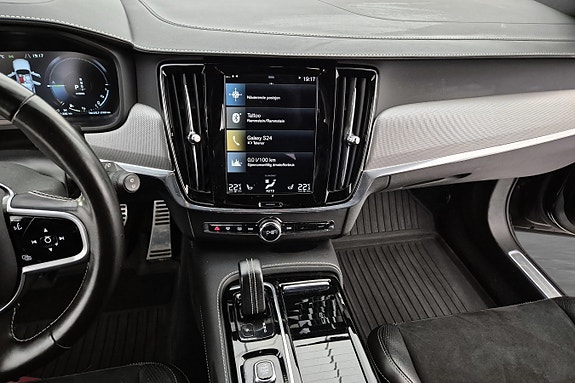 Volvo V90 9 of 14