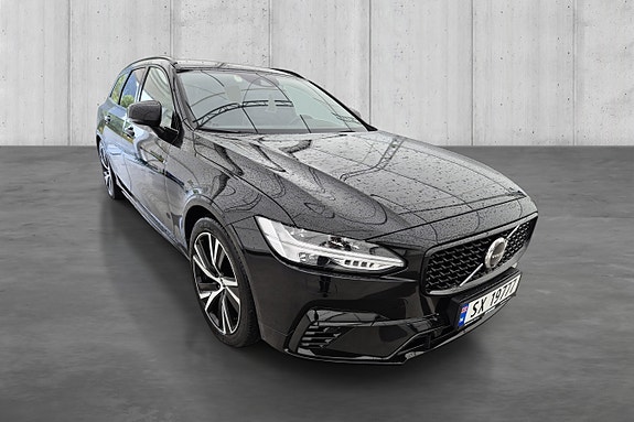 Volvo V90 2 of 14