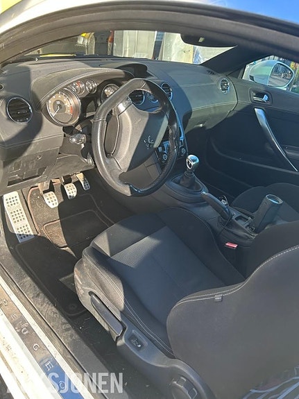 Peugeot RCZ 10 of 24