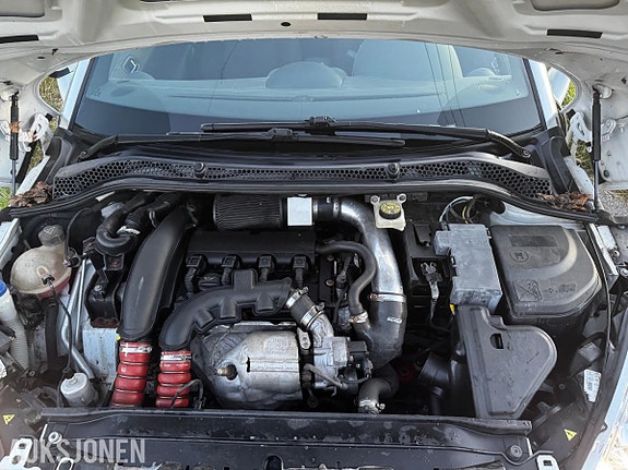 Peugeot RCZ 24 of 24