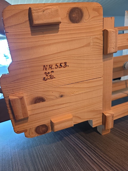 Product image 9 of 10