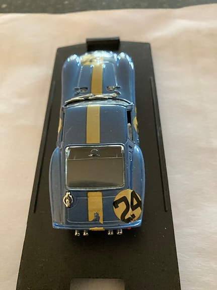 Product image 4 of 6