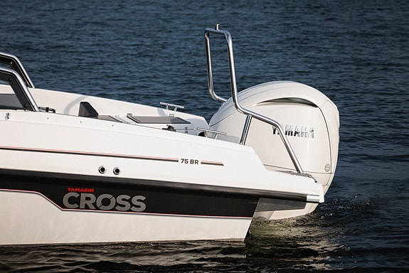 2026 Yamarin 75 BR Cross med Yamaha F300. Solid båt for de krevende! 4 of 5