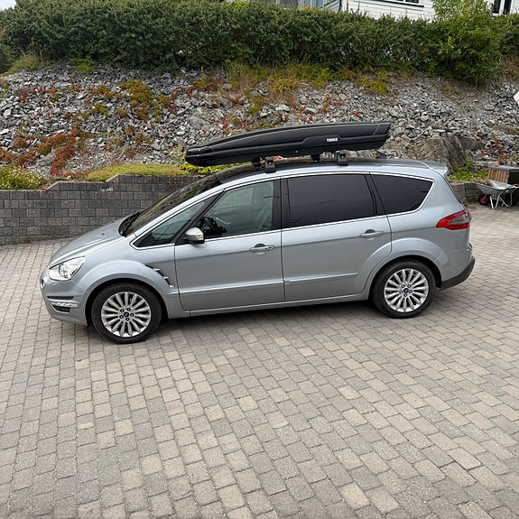 Ford S-MAX 2 of 25