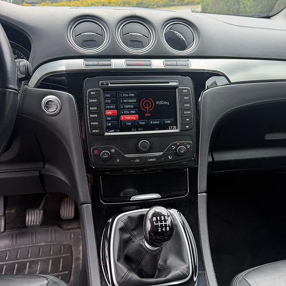 Ford S-MAX 11 of 25