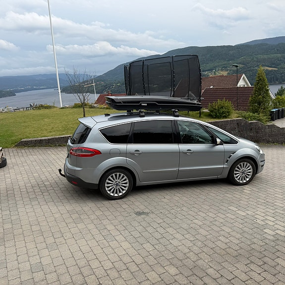 Ford S-MAX 20 of 25