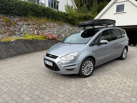 Ford S-MAX 6 of 25