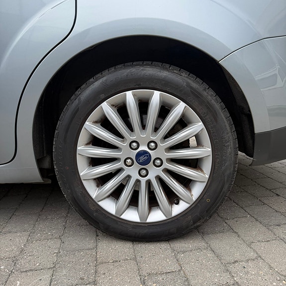 Ford S-MAX 14 of 25