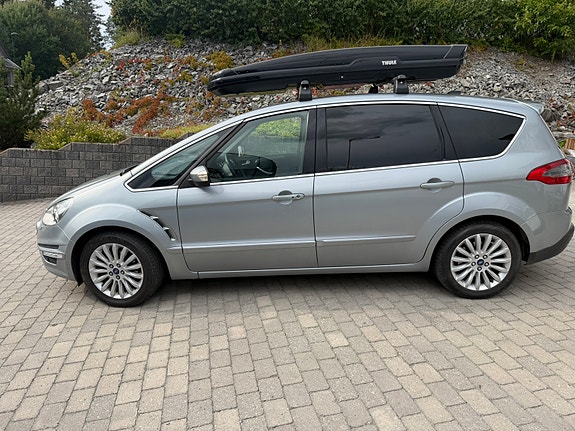 Ford S-MAX 7 of 25