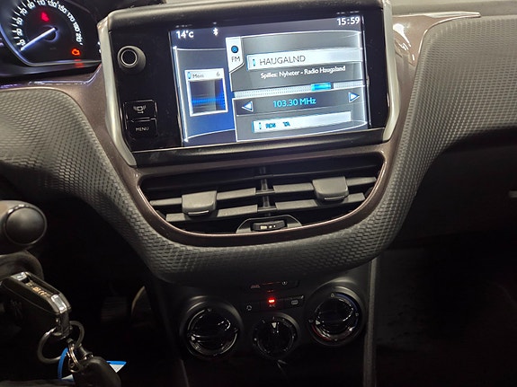 Peugeot 2008 12 of 19