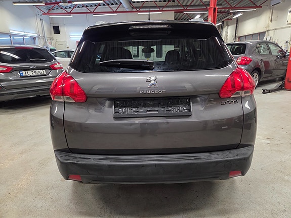 Peugeot 2008 6 of 19