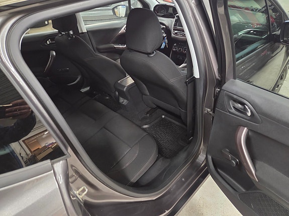 Peugeot 2008 18 of 19