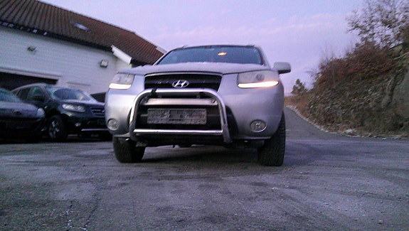 Hyundai Santa Fe 2 of 5