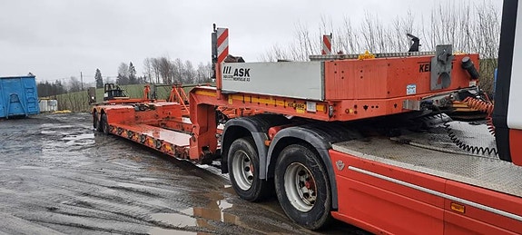 Faymonville BRØNNTRAILER med 17,2 meter i beddingen