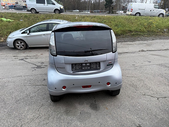 Mitsubishi i-Miev 6 of 14