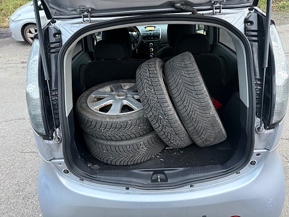 Mitsubishi i-Miev 13 of 14